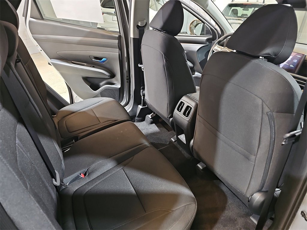 New 2026 Hyundai Tucson SEL image 11