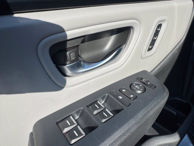 Used 2025 Honda Pilot Touring image 24