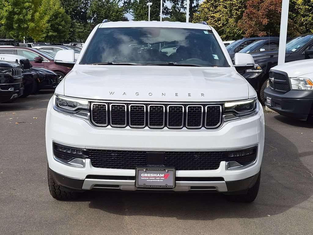 Used 2022 Jeep Wagoneer Series II AWD/4WD image 2