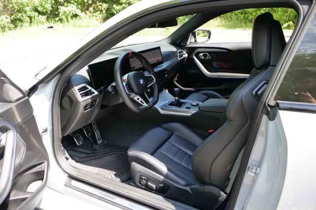 Used 2025 BMW M2 w/ Lighting Package RWD image 33