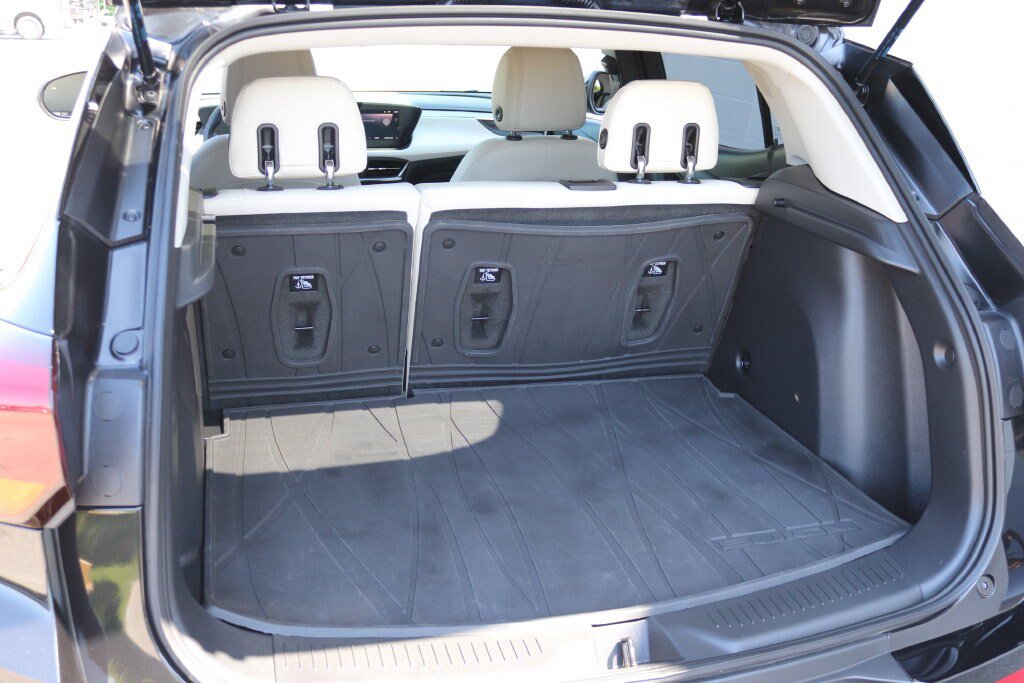 Used 2024 Buick Encore GX Preferred w/ Comfort Package FWD image 5