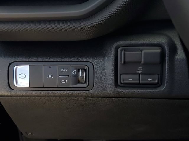 New 2026 Chevrolet Silverado EV LT w/ Plus Package AWD/4WD image 21