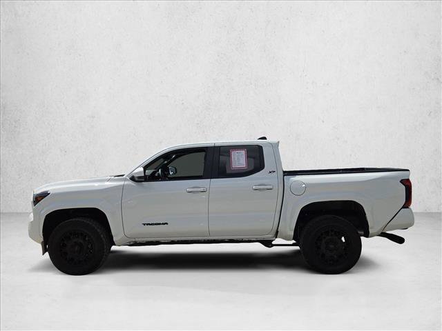 Used 2025 Toyota Tacoma SR5 RWD image 9