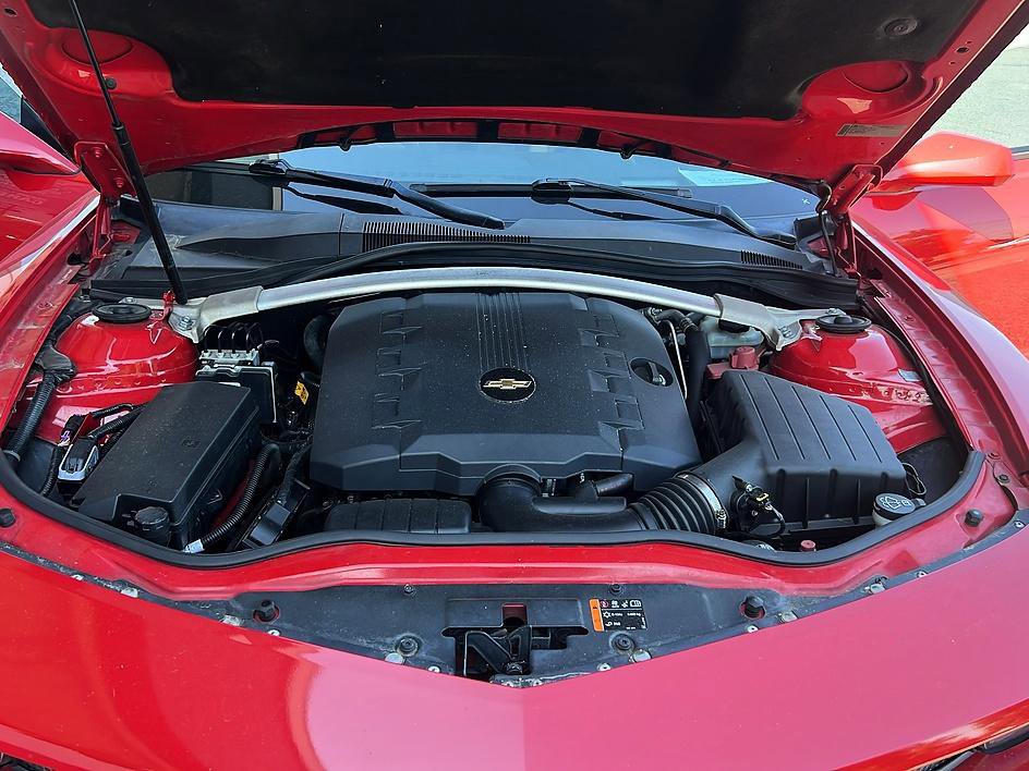 Used 2011 Chevrolet Camaro LT w/ RS Package RWD image 9