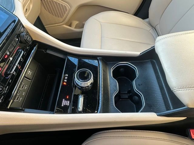 Used 2024 Jeep Grand Cherokee Limited image 27