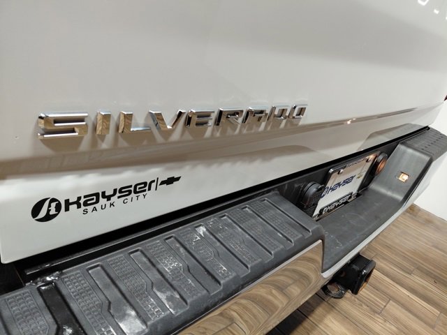 Used 2025 Chevrolet Silverado 2500 W/T w/ WT Convenience Package image 11