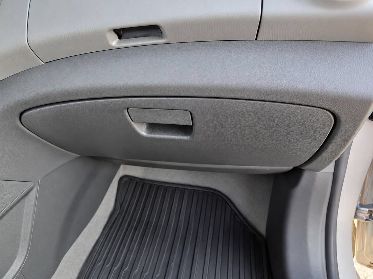Certified 2019 Chevrolet Sonic LT w/ Convenience Package FWD image 37