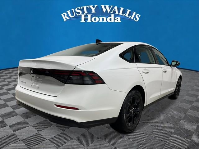 New 2025 Honda Accord SE image 3