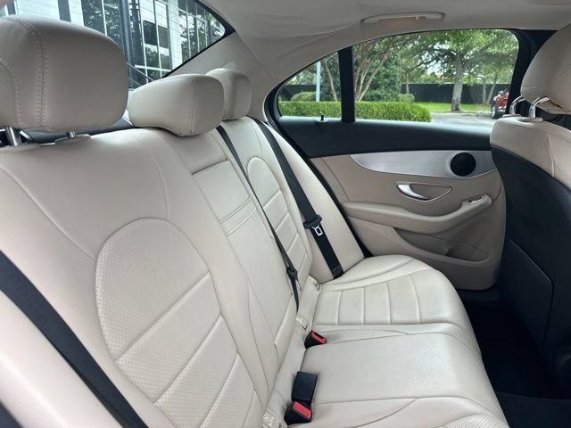 Used 2019 Mercedes-Benz C 300 Sedan image 27