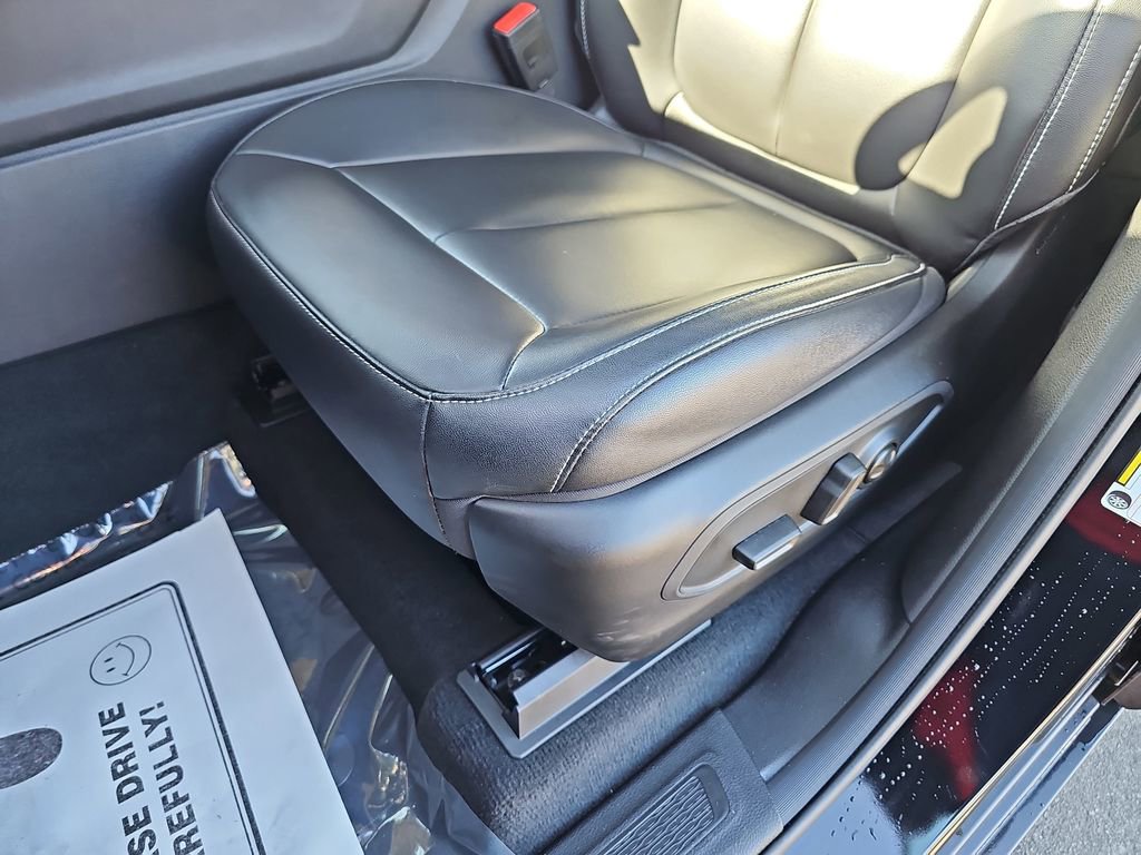 Used 2023 Jeep Grand Cherokee 4WD 4xe image 33