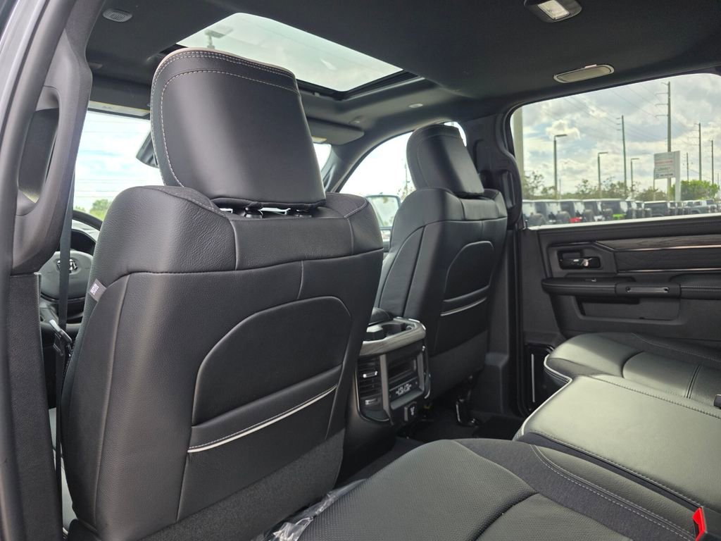 New 2026 RAM 3500 Limited image 9