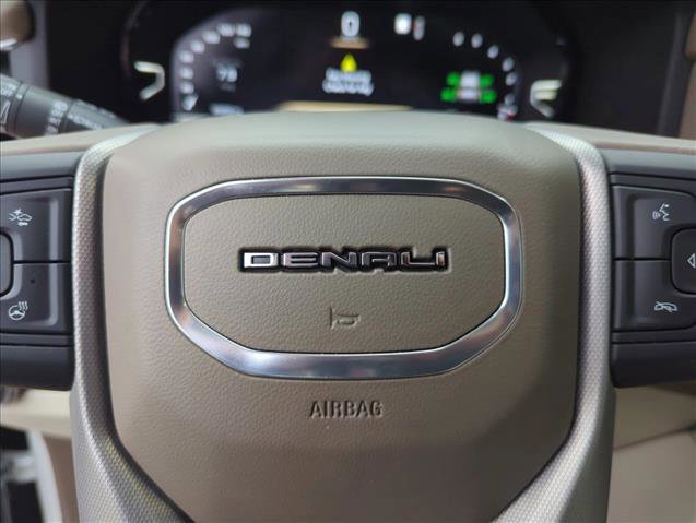 Used 2022 GMC Yukon XL Denali image 26