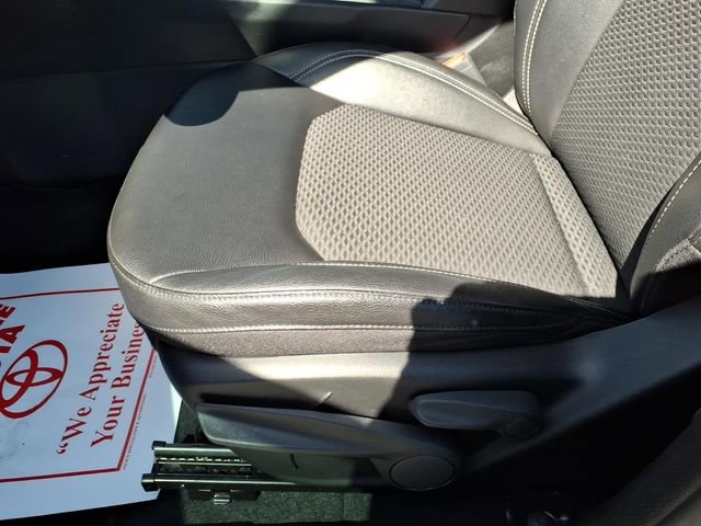 Used 2024 Jeep Compass Latitude w/ Altitude Special Edition image 13