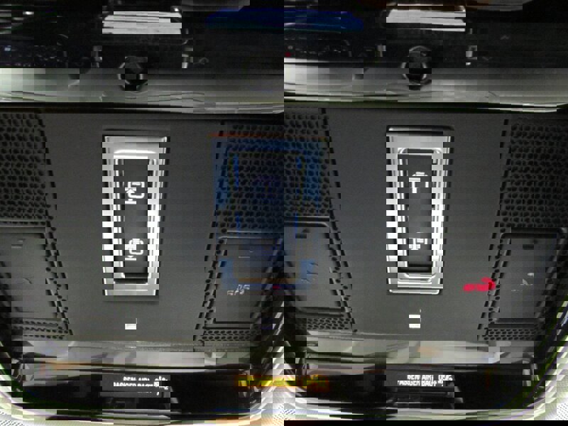 Used 2019 Land Rover Range Rover Sport HSE image 45