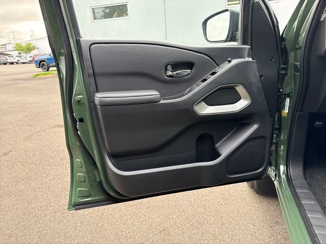 New 2026 Nissan Frontier SV w/ Tow Package RWD image 11