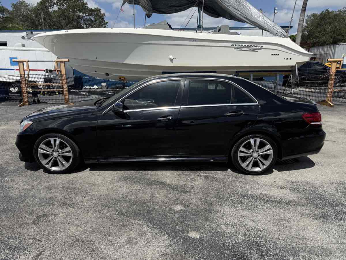 Used 2015 Mercedes-Benz E 350 4MATIC Sedan image 5