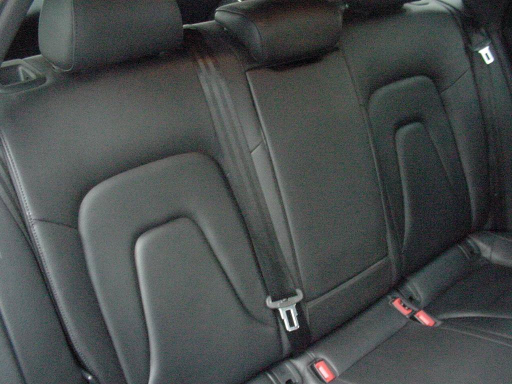 Used 2016 Audi A4 Premium Plus w/ Technology Package image 27