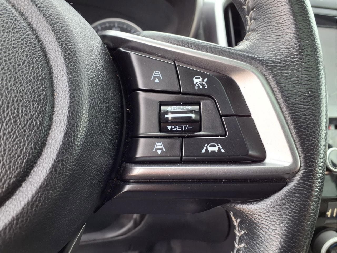 Used 2019 Subaru Ascent Premium AWD/4WD image 27