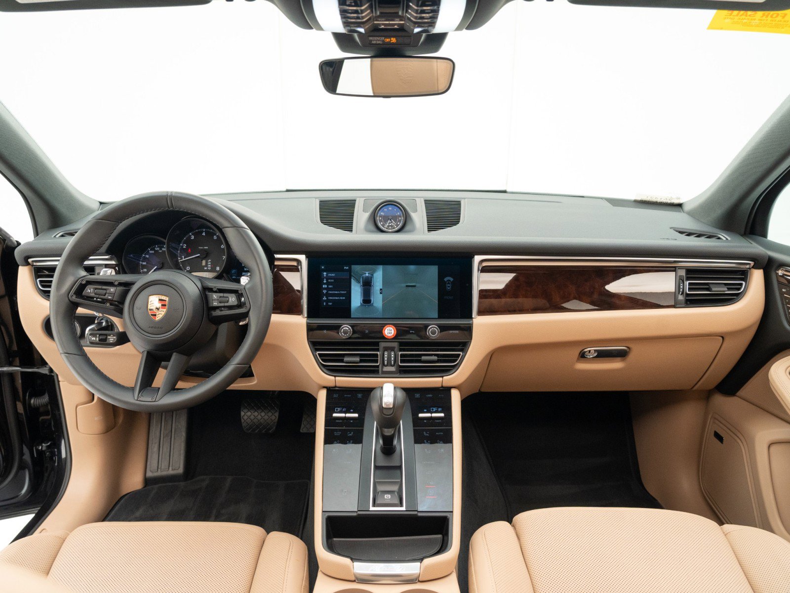 Certified 2025 Porsche Macan image 18