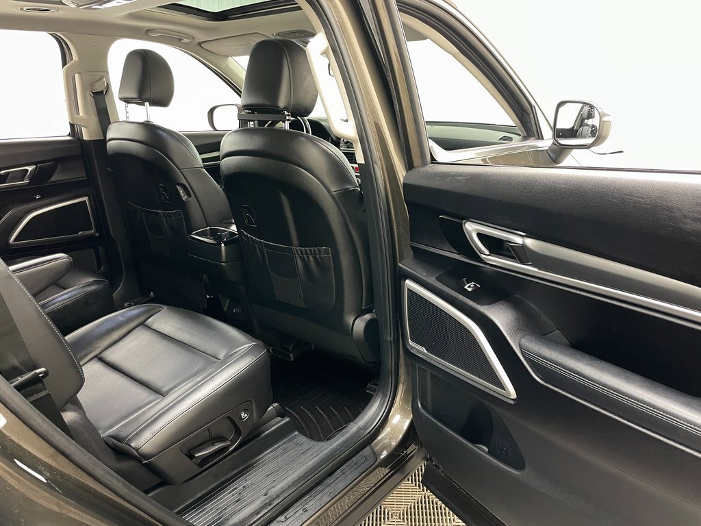 Used 2020 Kia Telluride S image 42