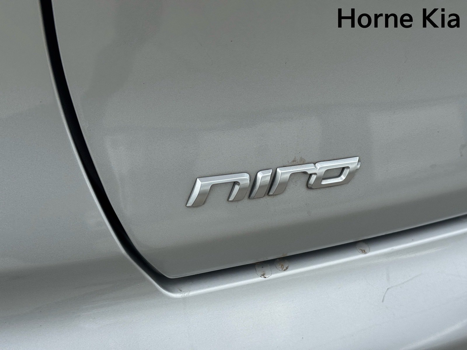 Used 2017 Kia Niro EX FWD image 30