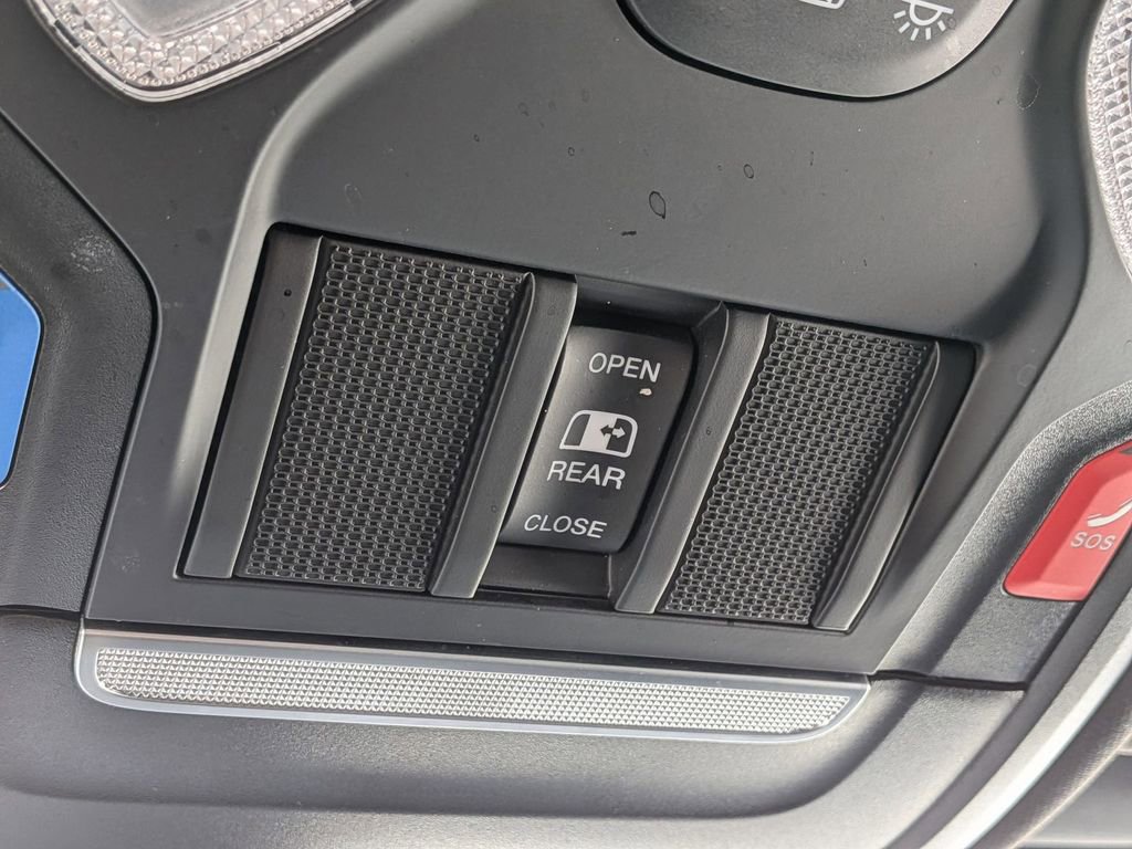 Certified 2022 RAM 3500 Big Horn w/ Level C Equiment Group image 22