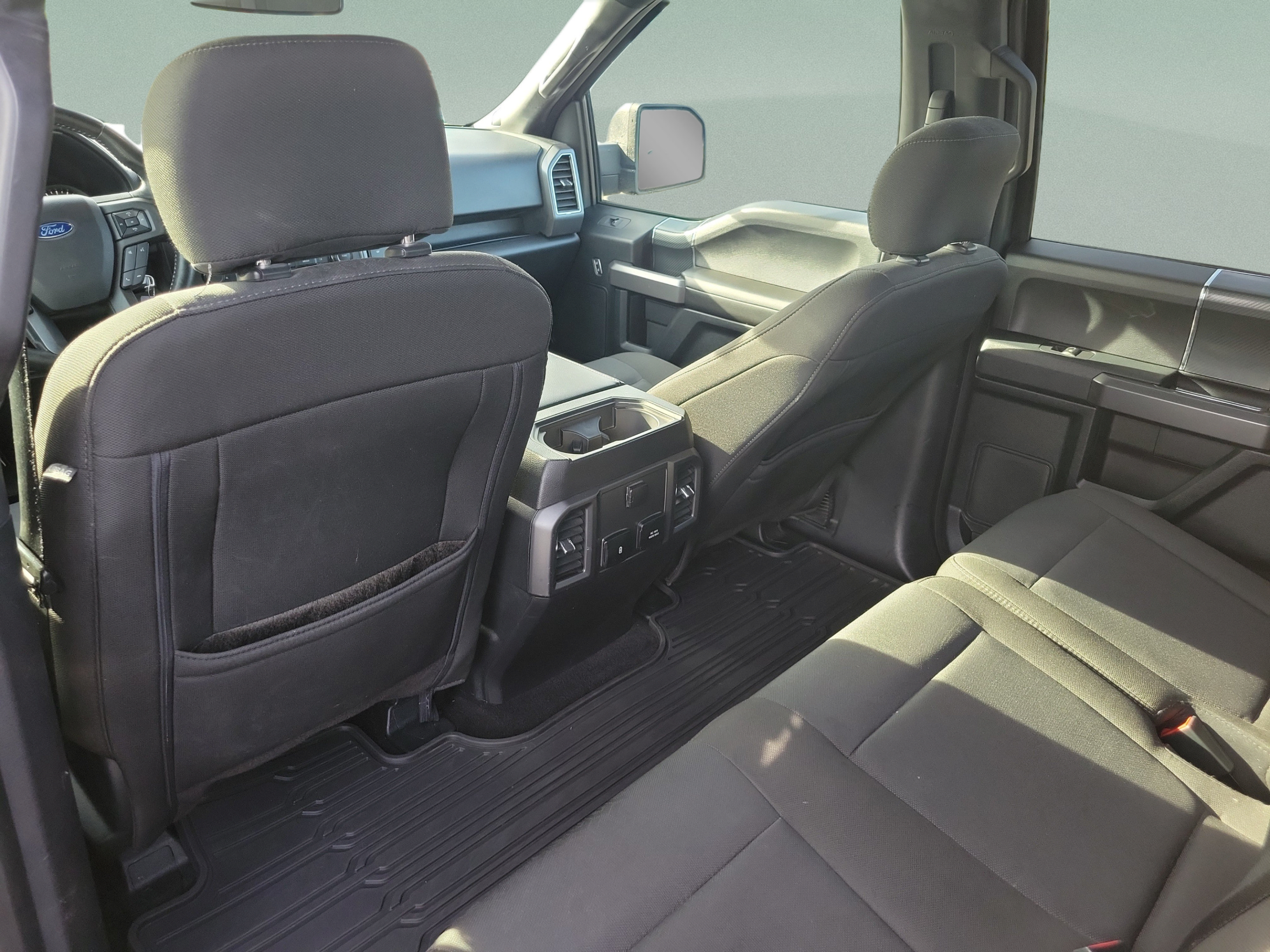 Used 2019 Ford F150 XLT w/ Equipment Group 302A Luxury AWD/4WD image 9
