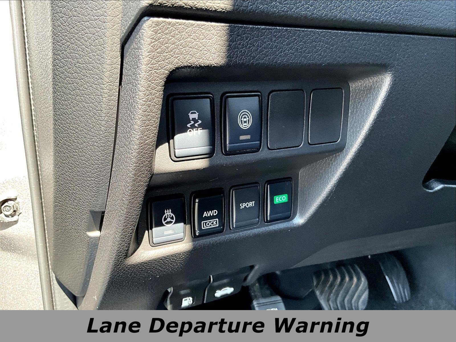 Used 2021 Nissan Rogue Sport SV AWD/4WD image 37