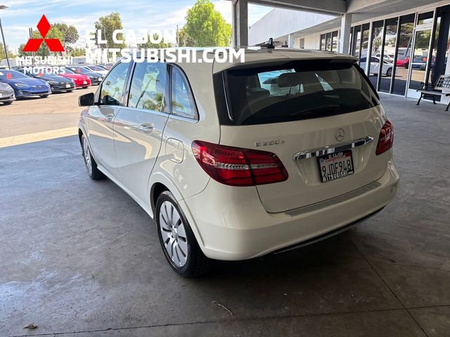 Used 2016 Mercedes-Benz B 250e image 4