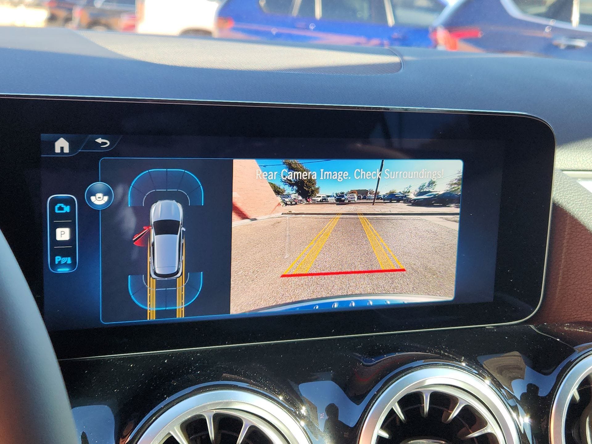 New 2025 Mercedes-Benz GLA 250 4MATIC image 18