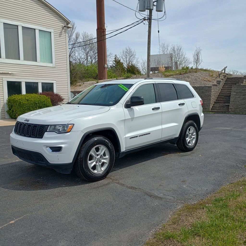 Used 2017 Jeep Grand Cherokee Laredo w/ Quick Order Package 23E