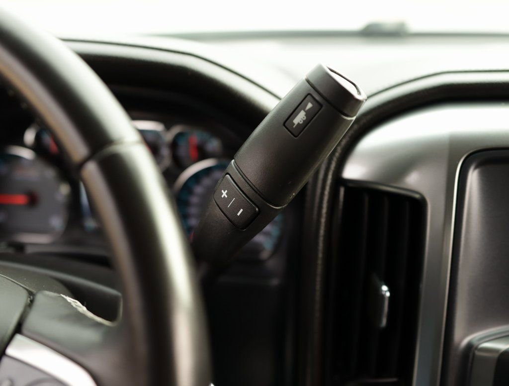 Used 2015 Chevrolet Silverado 2500 LTZ w/ LTZ Plus Package image 20