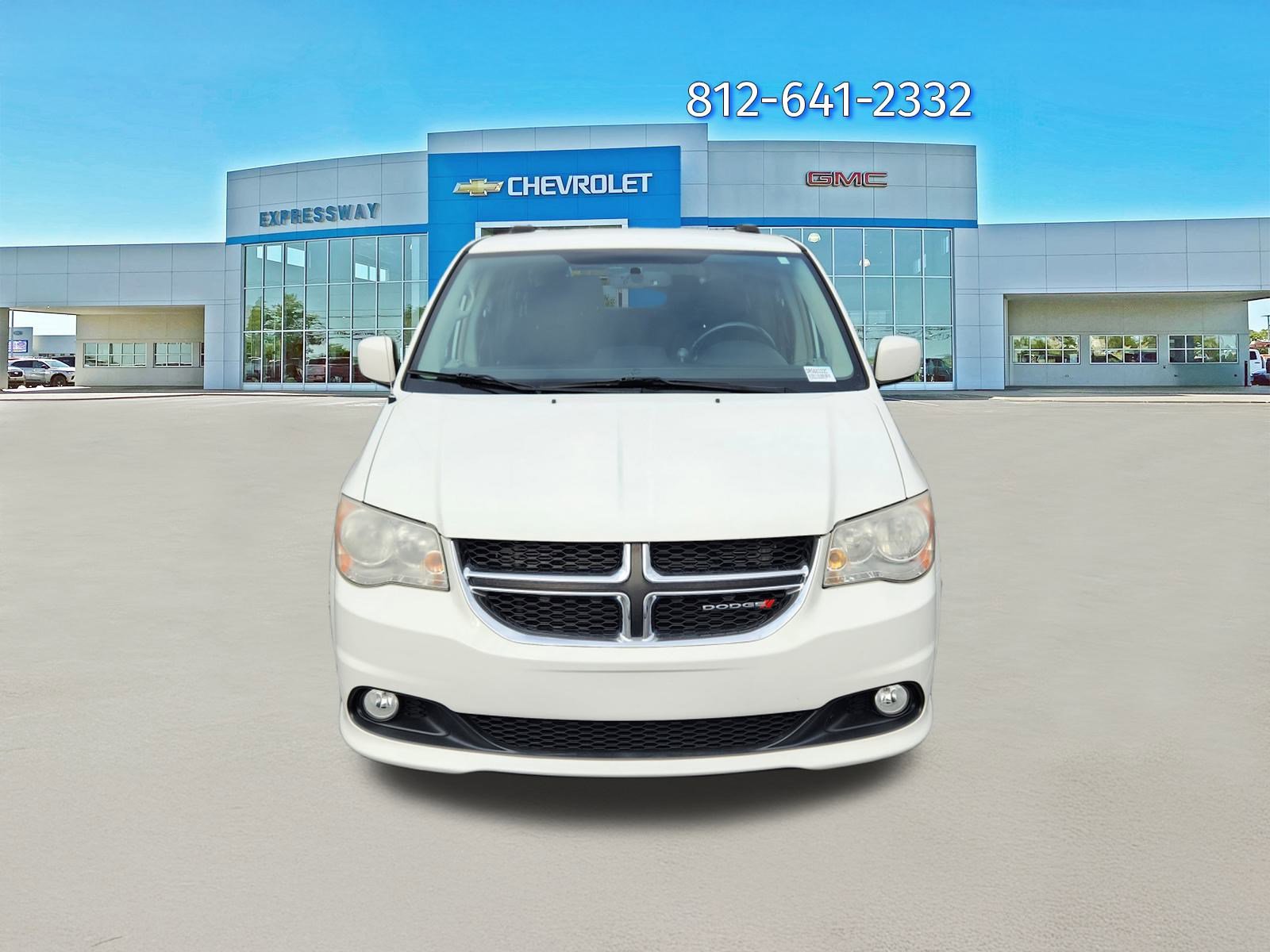 Used 2013 Dodge Grand Caravan Crew w/ Entertainment Group 1 image 2