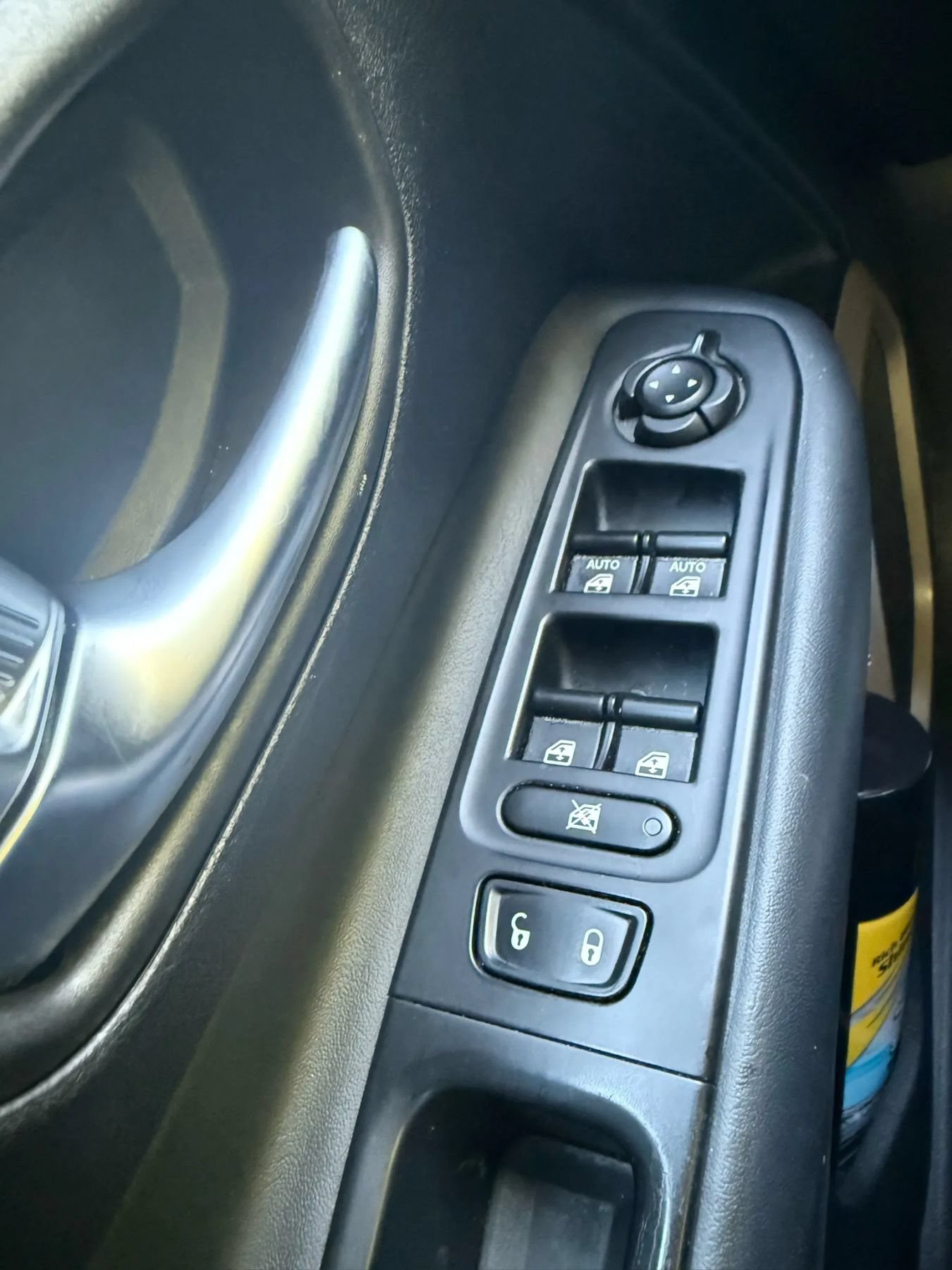Used 2017 Jeep Renegade Limited AWD/4WD image 23