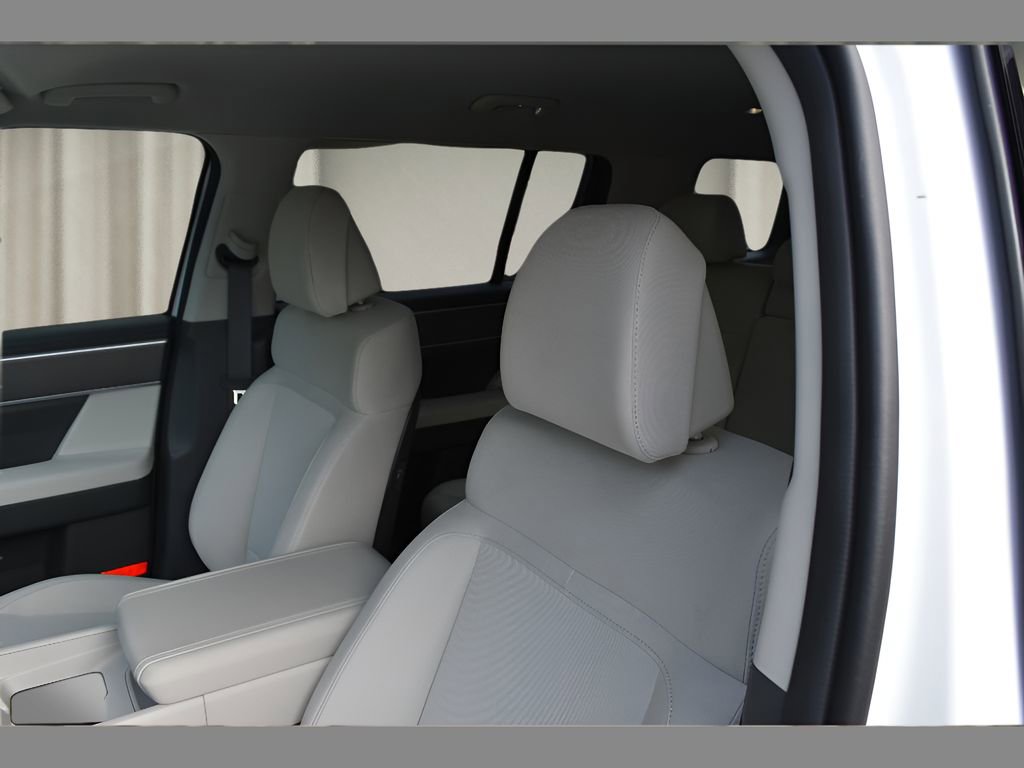 New 2026 Hyundai Santa Fe SE image 29