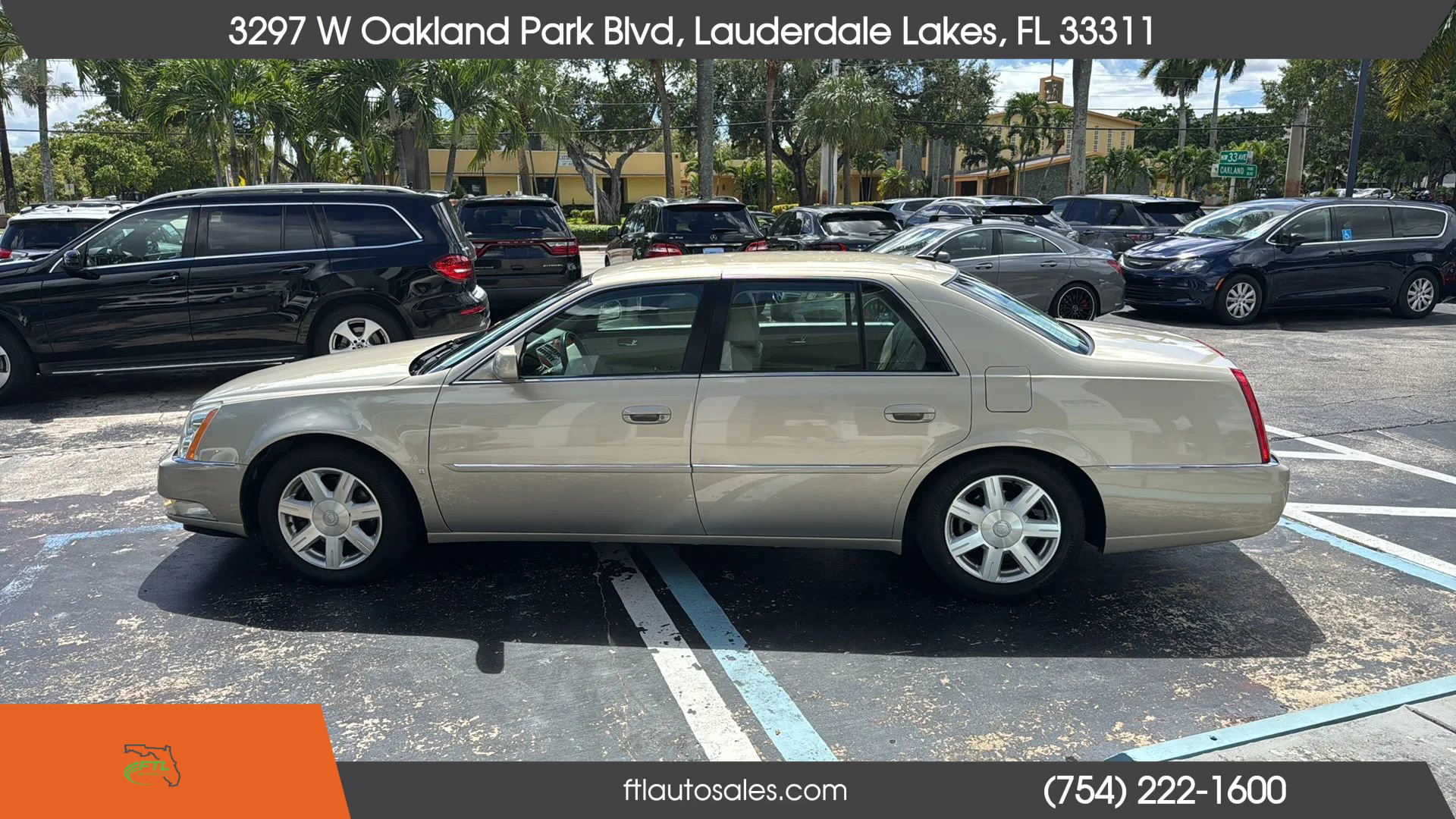 Used 2007 Cadillac DTS w/ Trunk Convenience Package image 7