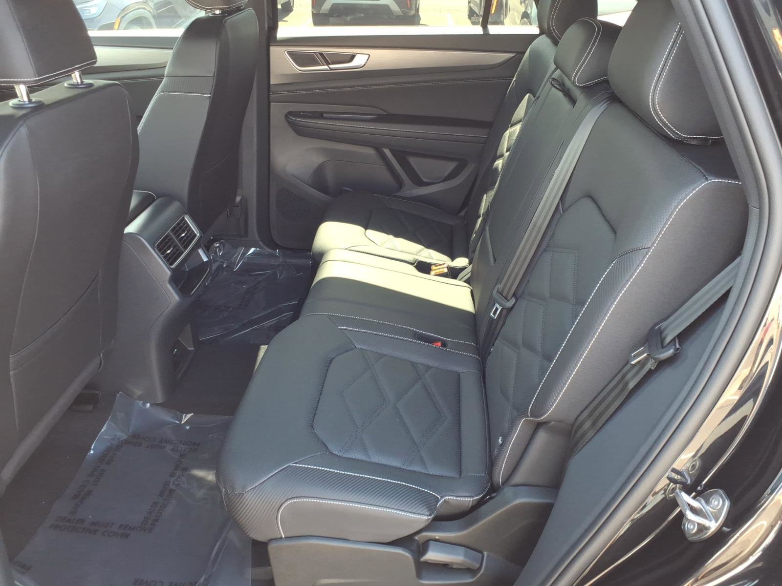 New 2026 Volkswagen Atlas Cross Sport SE image 13