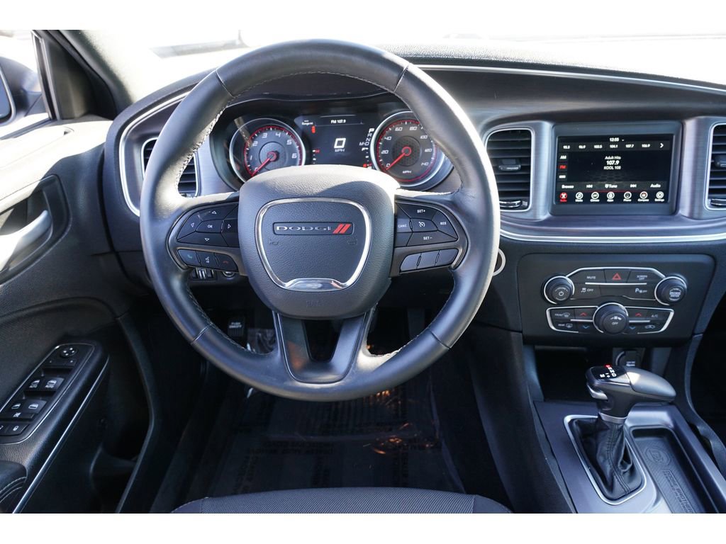 Used 2018 Dodge Charger SXT RWD image 20