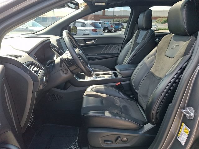 Used 2022 Ford Edge ST w/ Equipment Group 401A AWD/4WD image 13