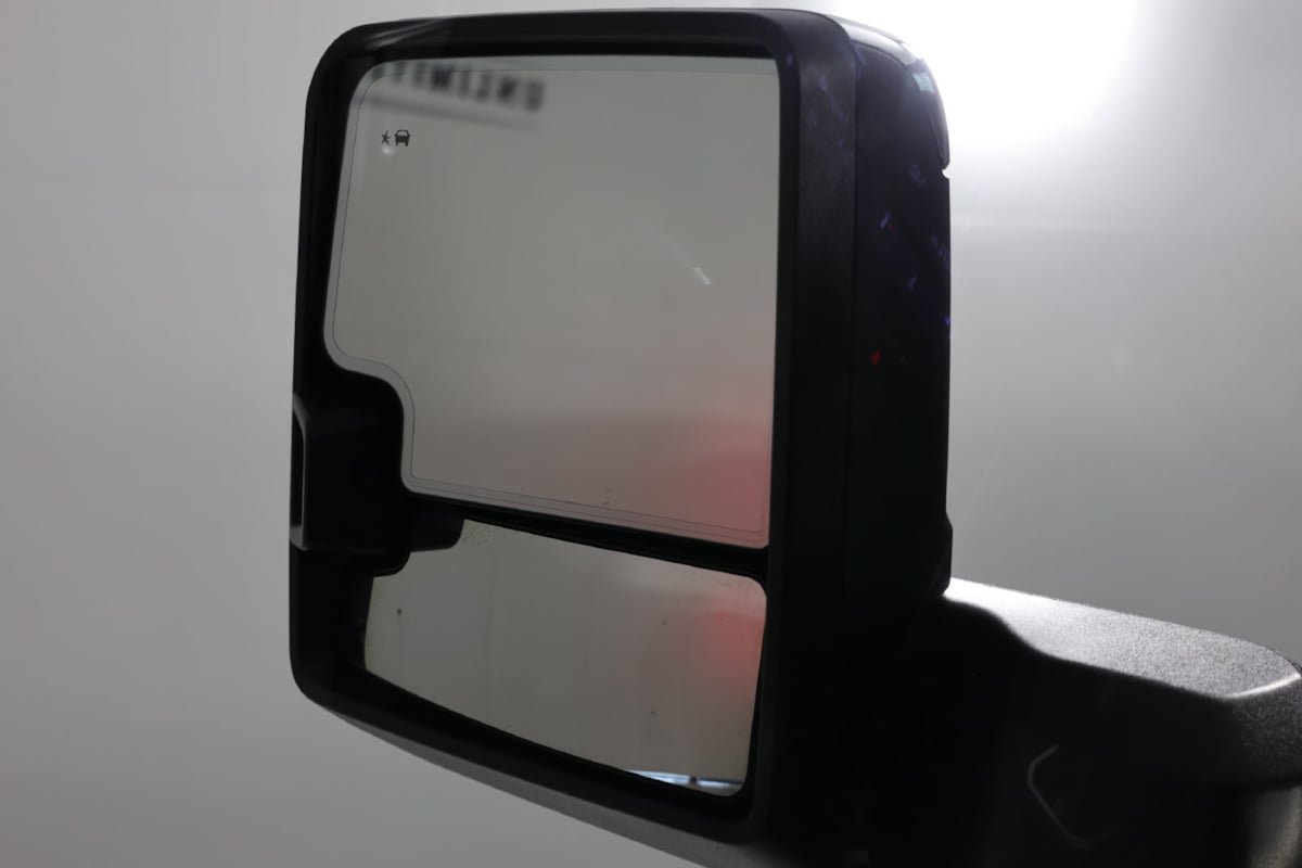 Used 2024 GMC Sierra 2500 Denali AWD/4WD image 19