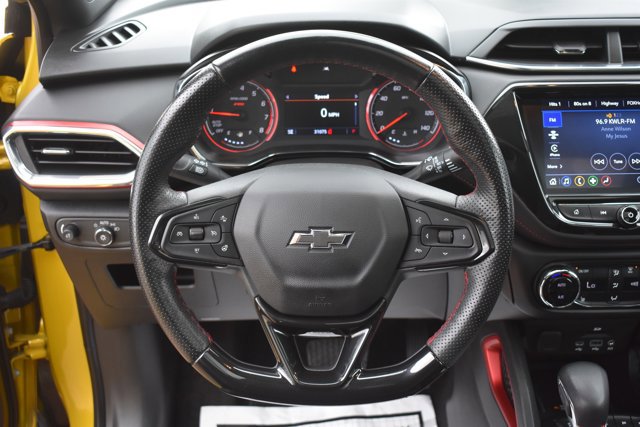 Used 2023 Chevrolet TrailBlazer RS w/ Sun and Liftgate Package image 21