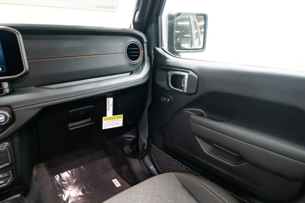 New 2026 Jeep Gladiator Mojave AWD/4WD image 10