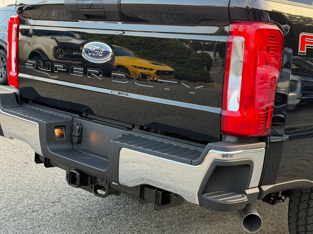 New 2026 Ford F350 XLT AWD/4WD image 7