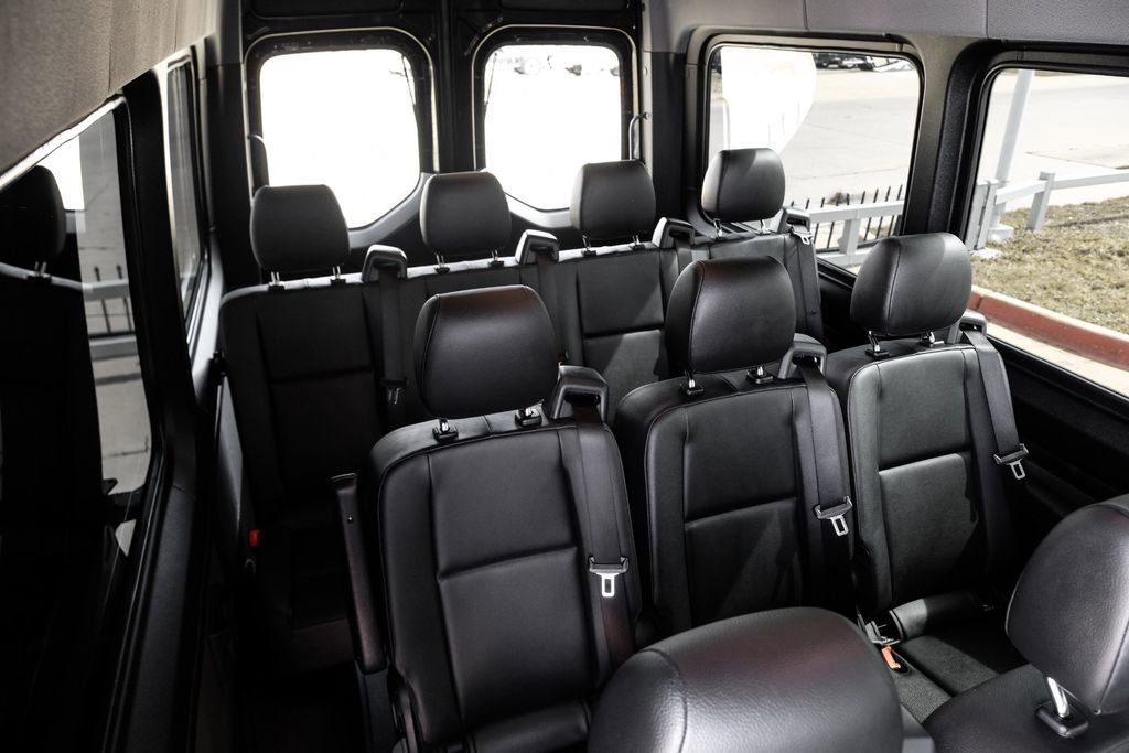 Used 2025 Mercedes-Benz Sprinter 2500 w/ Dashboard Charging Package image 42