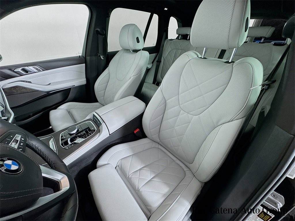 Used 2024 BMW X5 xDrive40i w/ Premium Package image 22