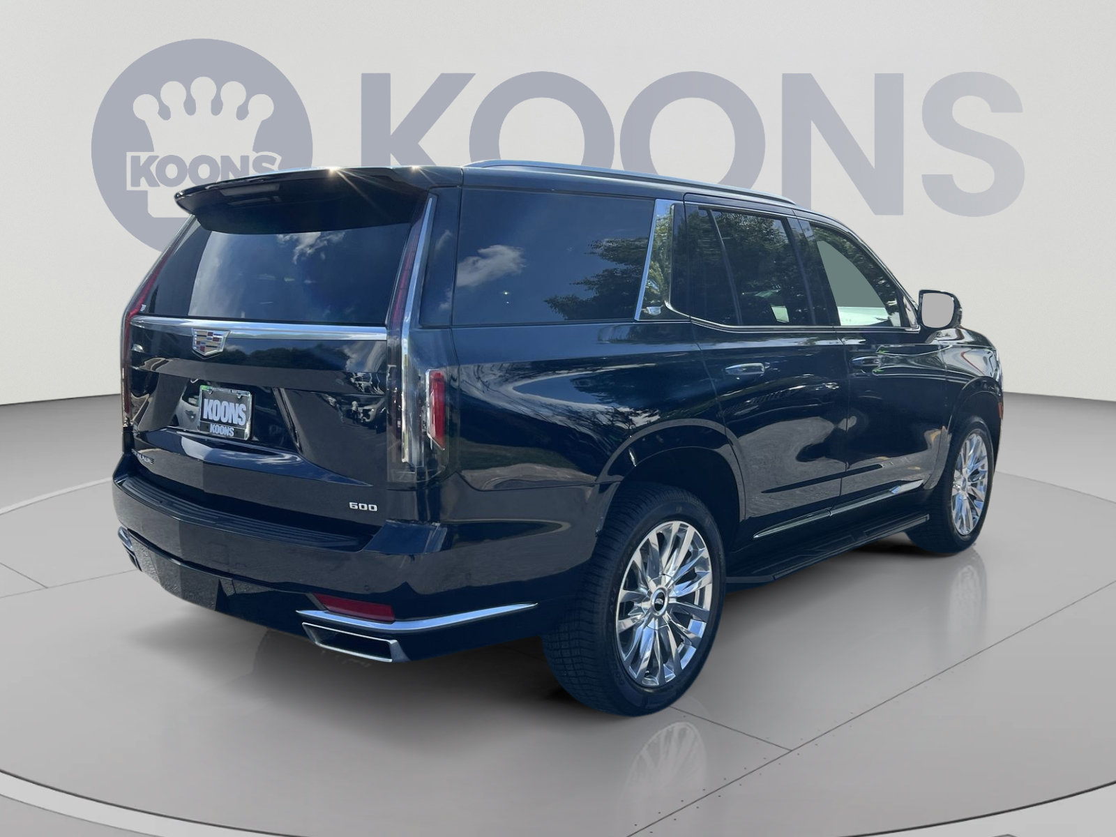 Used 2023 Cadillac Escalade Premium Luxury w/ LPO, Floor Liner Package AWD/4WD image 7