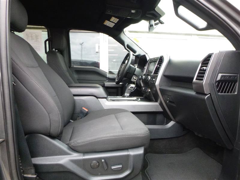 Used 2019 Ford F150 XLT w/ Equipment Group 302A Luxury AWD/4WD image 9