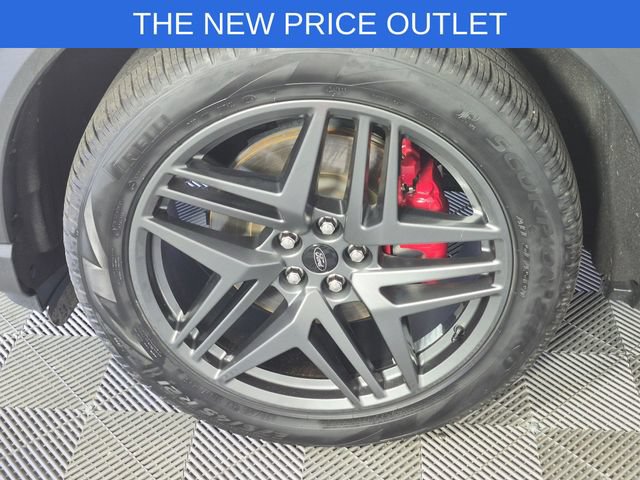 Used 2025 Ford Explorer ST w/ Sun And Sound Package AWD/4WD image 9