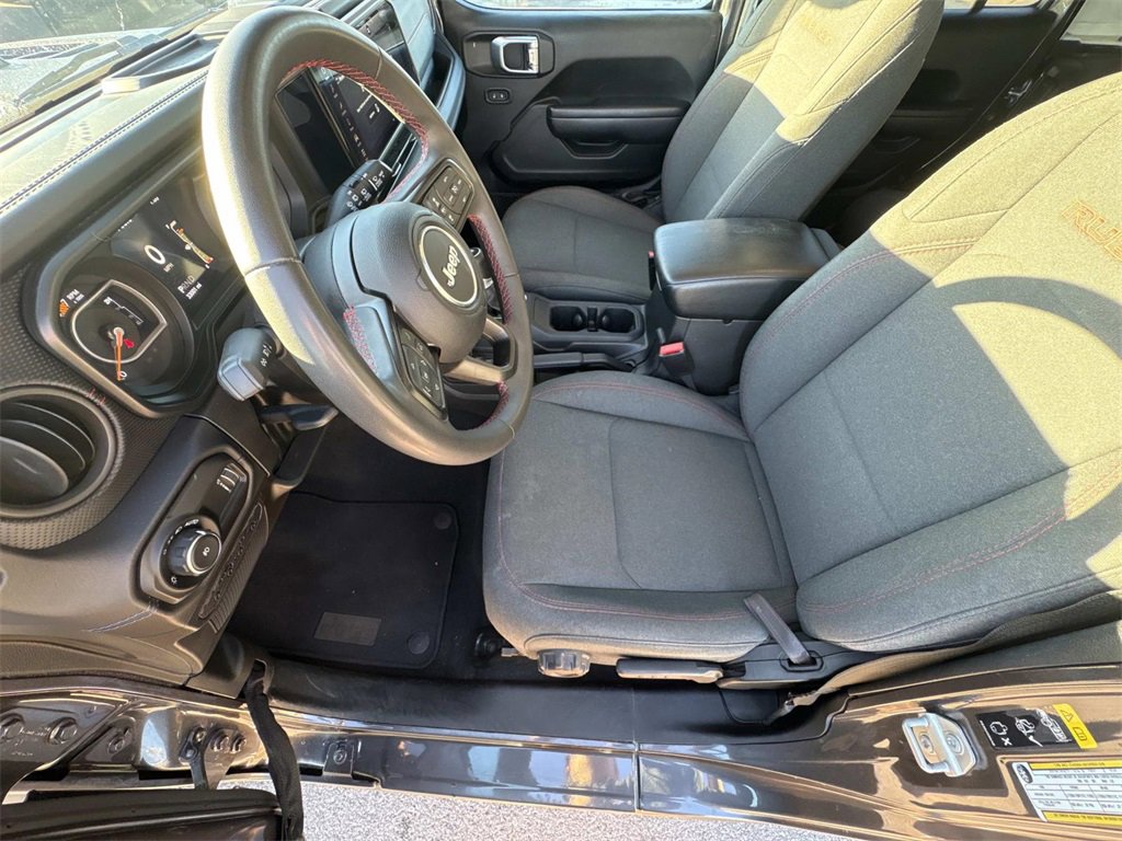 Used 2024 Jeep Wrangler Unlimited Rubicon image 21