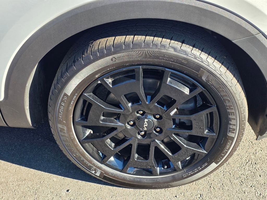 Used 2022 Kia Telluride EX w/ EX Premium Package image 8